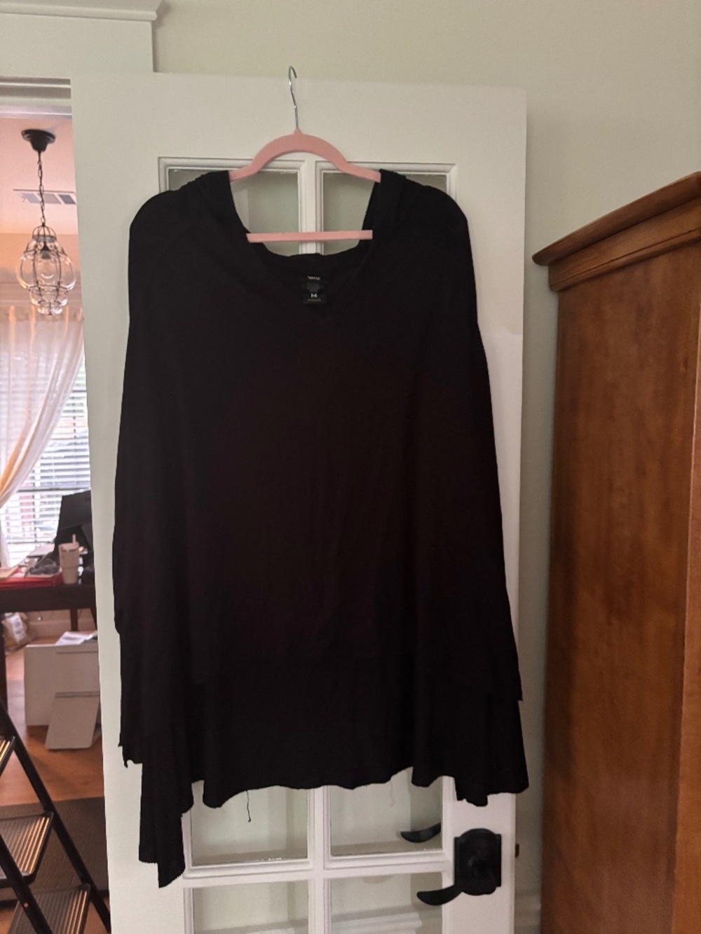 BLACK SIZE M HOODED SWEATER